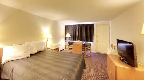Cannifton Hotel | Travelers Inn