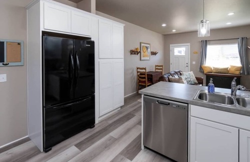 Larkspur House | Traveller's Outdoor Paradise