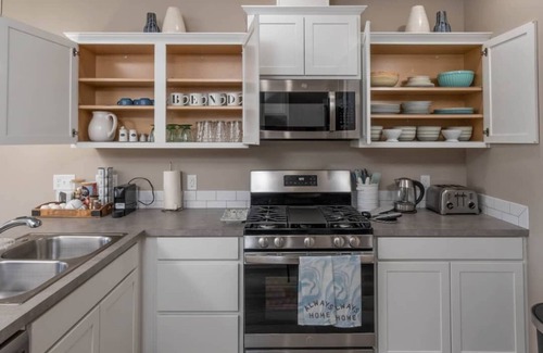 Larkspur House | Traveller's Outdoor Paradise