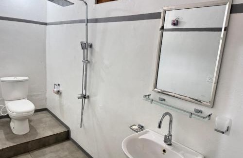 Pottuvil Division 2 Cabin | TravelLodge Eco