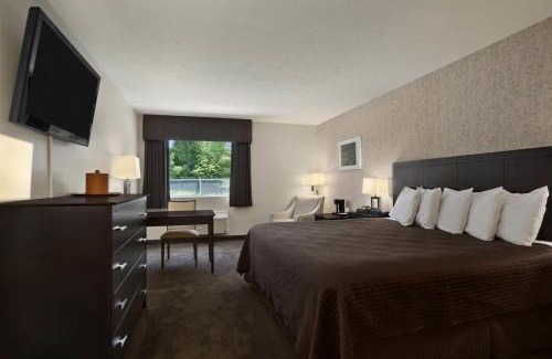 Hubbard Hotel | Travelodge by Wyndham Hubbard OH
