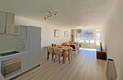 Almere House | | Travl.is Expats | NL # Almere