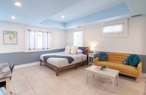 Five Points South House | Tree House