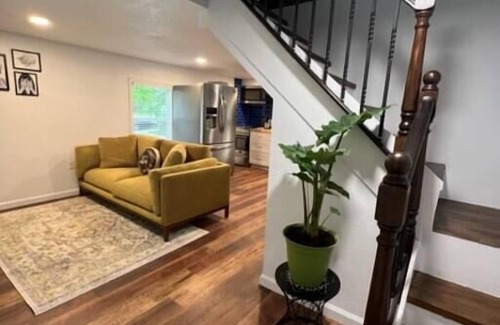 Mart Apartment | Tree Top Oasis Near Waco