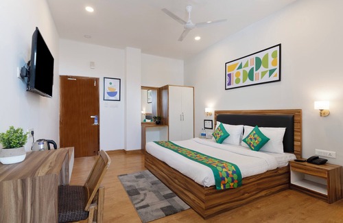 Solan Hotel | Treebo Anand The Mall Solan