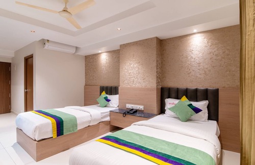 Mahadevapura Hotel | Treebo Premium New Light Suites