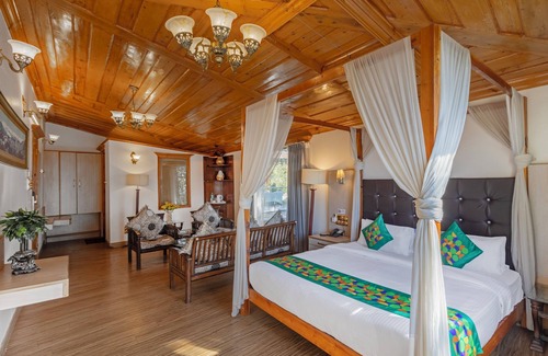 Knollswood Hotel | Treebo Premium Torrentium - A Heritage Hotel