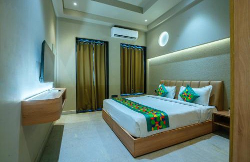 Sector 70 Hotel | Treebo Royal City