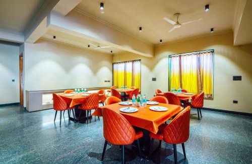 Sector 70 Hotel | Treebo Royal City