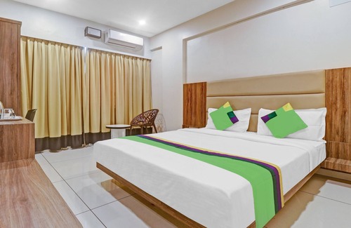 Marathahalli Hotel | Treebo Silver Key, Marathahalli