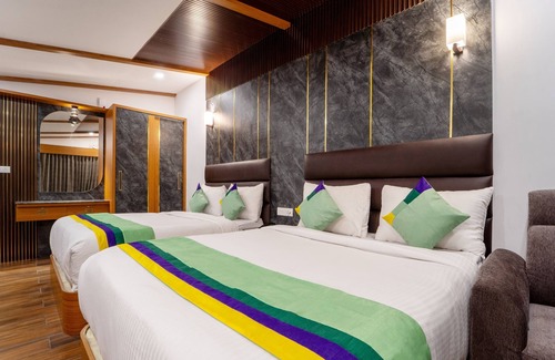 Ooty Hotel | Treebo Skydale Premium Suites, 1500 Mtrs From Ooty Lake