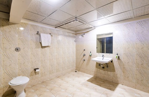 Kalyani Nagar Hotel | Treebo Spring Brooks, Kalyani Nagar
