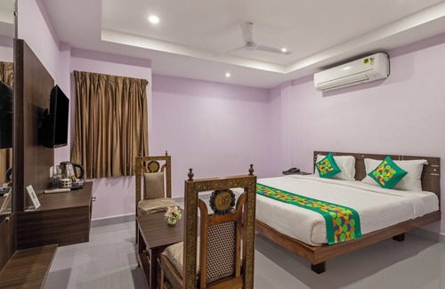 Kalapettai Hotel | Treebo Sri vi ka Residency