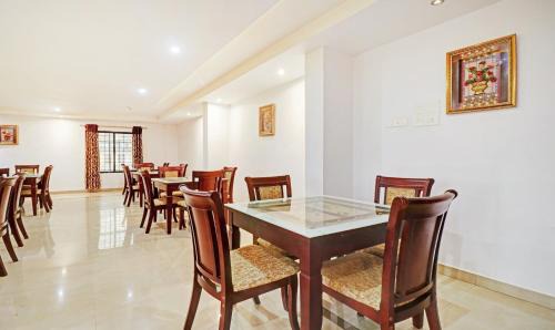 Irinjalakuda Hotel | Treebo Symphony Hotels And Resorts Angamally