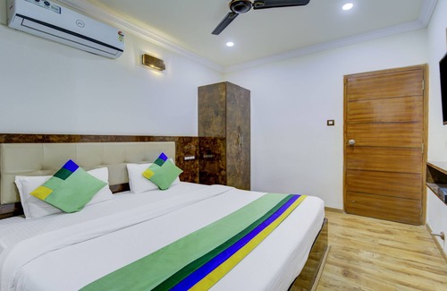 Shivaji Nagar Hotel | Treebo Trend Howell Suites