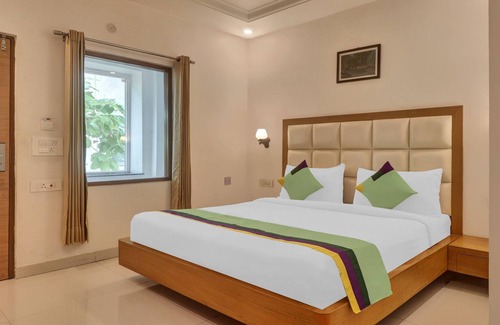 Amritsar Hotel | Treebo Trend Kavish Boutique Villa