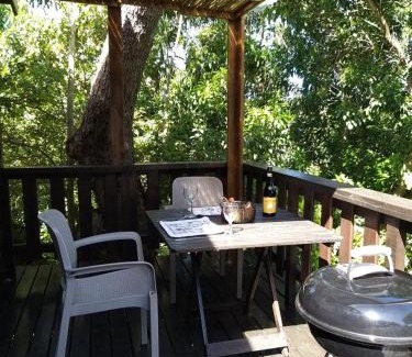 Die Barakke Apartment | Treehouse Cottage