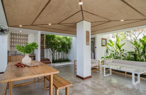 Pecatu Villa | Treetop 3 - Panoramic 3 storey villa, 3 mins to Bingin Beach