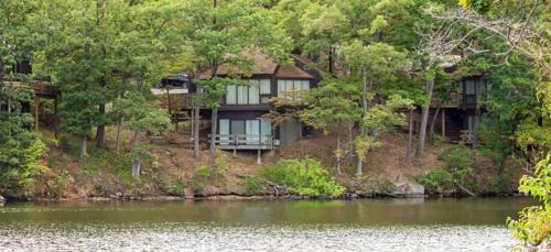 Village of Four Seasons House | Treetop Village-2bed3bathpoolsdocks6-8pp