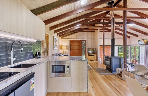 Montville House | Treetops Seaview Montville