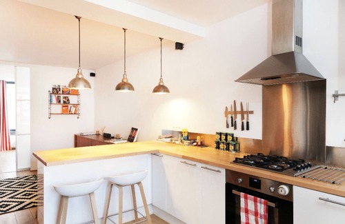 Dansaert Apartment | Trendy Sainte Catherine Appartment