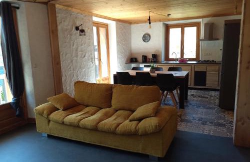 Seez Apartment | Tres bel appartement dans une maison avec SPA