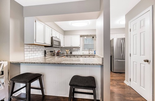 Northeast Raleigh House | Tri level Home w/basement & turf yard 15 min from DT Raleigh