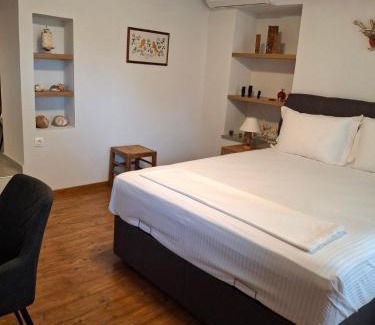 Pella Region Apartment | Trikeri Inn