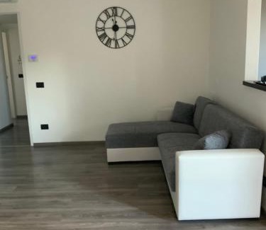 Millepini Apartment | Trilocale alle porte di Milano immerso nel verde