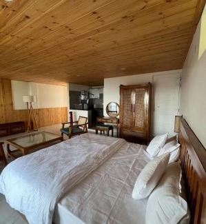 Landour House | Trim Cottage By Lehriyat Retreats