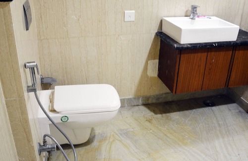Udyog Vihar Hotel | Trinity Corporate Suites