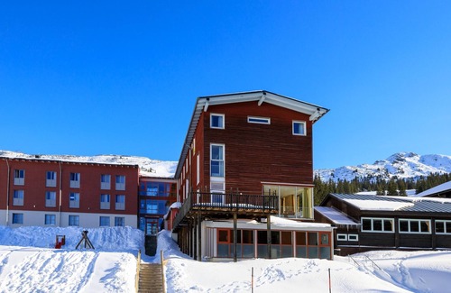 Irdning-Donnersbachtal Cottage | Triple room (half board) - JUFA Hotel Planneralm*