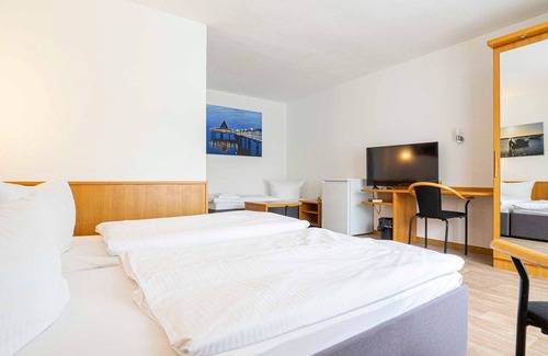 Stralsund Apartment | Triple room - Motel Stralsund