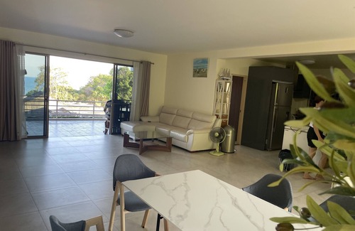 Chakphong Condo | TRIPLET Suite Rayong Seaview Situated in rayong, just 100m from Private Beach,