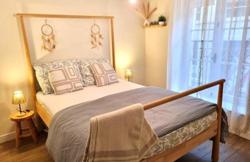 Sedan Apartment | Triplex bohème près du Château à Sedan, idéal 2 couples, ONLY ADULTS