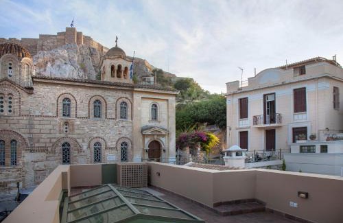 Plaka Villa | Tripodon Plaka In the shade of Acropolis by GHH