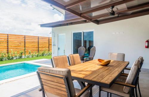 Esterillos Este House | Triskele Retreat - Casa Earth