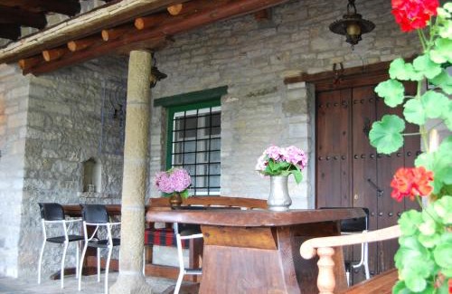 Zagorohoria House | Tritoxo Guesthouse