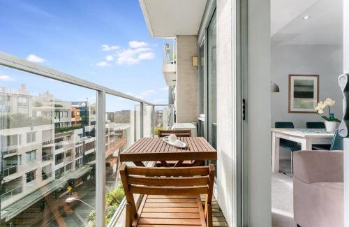 St. Leonards Apartment | TRNT2 - St Leonards Gem Contemporary 2 Bedroom Apartment