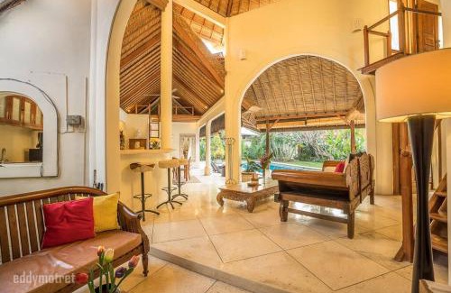 Laksmana Villa | Tropical 3BR villa in the heart of Seminyak