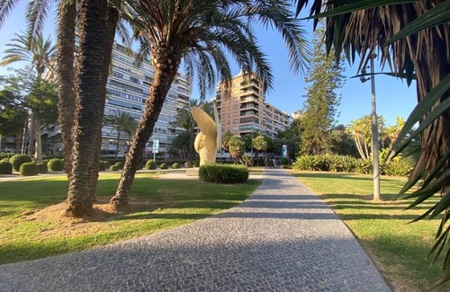 Ensanche Diputacion Apartment | TROPICAL LOFT ALICANTE (Near the Real Club de Regatas)
