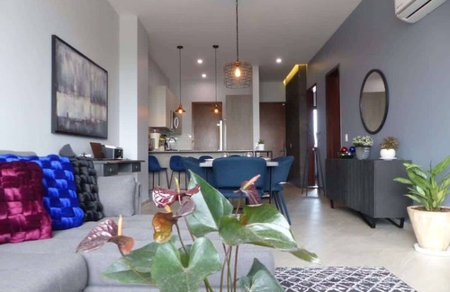 Diaz Ordaz Condo | Tropical Oasis ★ Penthouse ★ Stocked Kitchen