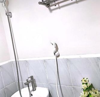 Lapu-Lapu Apartment | Tropical Paradise Getaway in Lapu-Lapu City