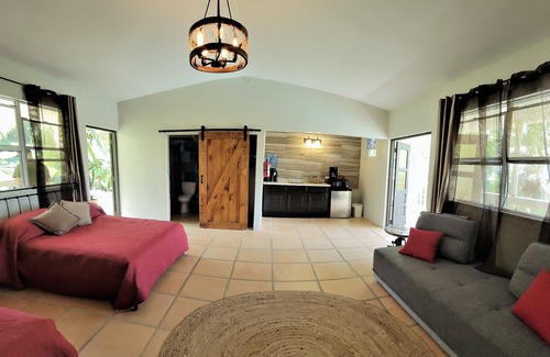 Duque Cabin | Tropical Rainforest Retreat