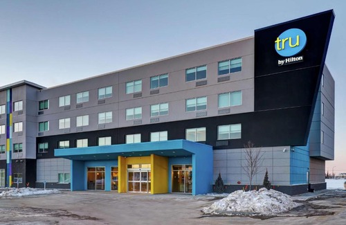 Southwest Edmonton Hotel | Tru By Hilton Edmonton Windermere