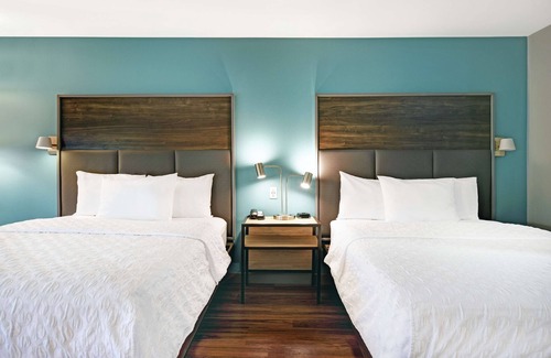 East Paris Hotel | Tru by Hilton Grand Rapids Airport