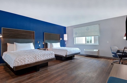 St. Petersburg - Clearwater Hotel | Tru By Hilton St. Petersburg Downtown Central Ave, FL