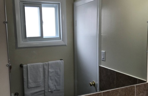 Algoma District Hotel | Trunk Road Motel