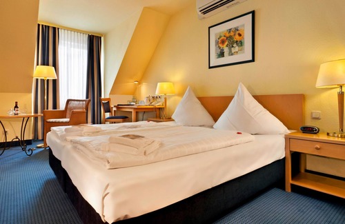 Lubeck City Centre Hotel | TRYP by Wyndham Lübeck Aquamarin