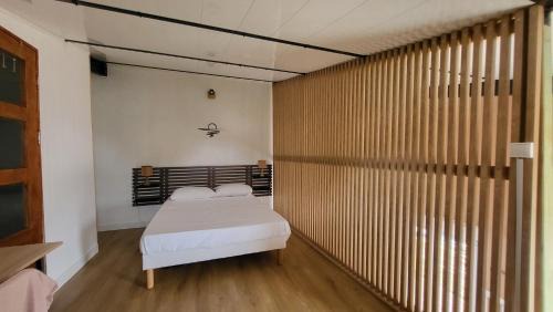 Le Trait Apartment | Tsara Home
